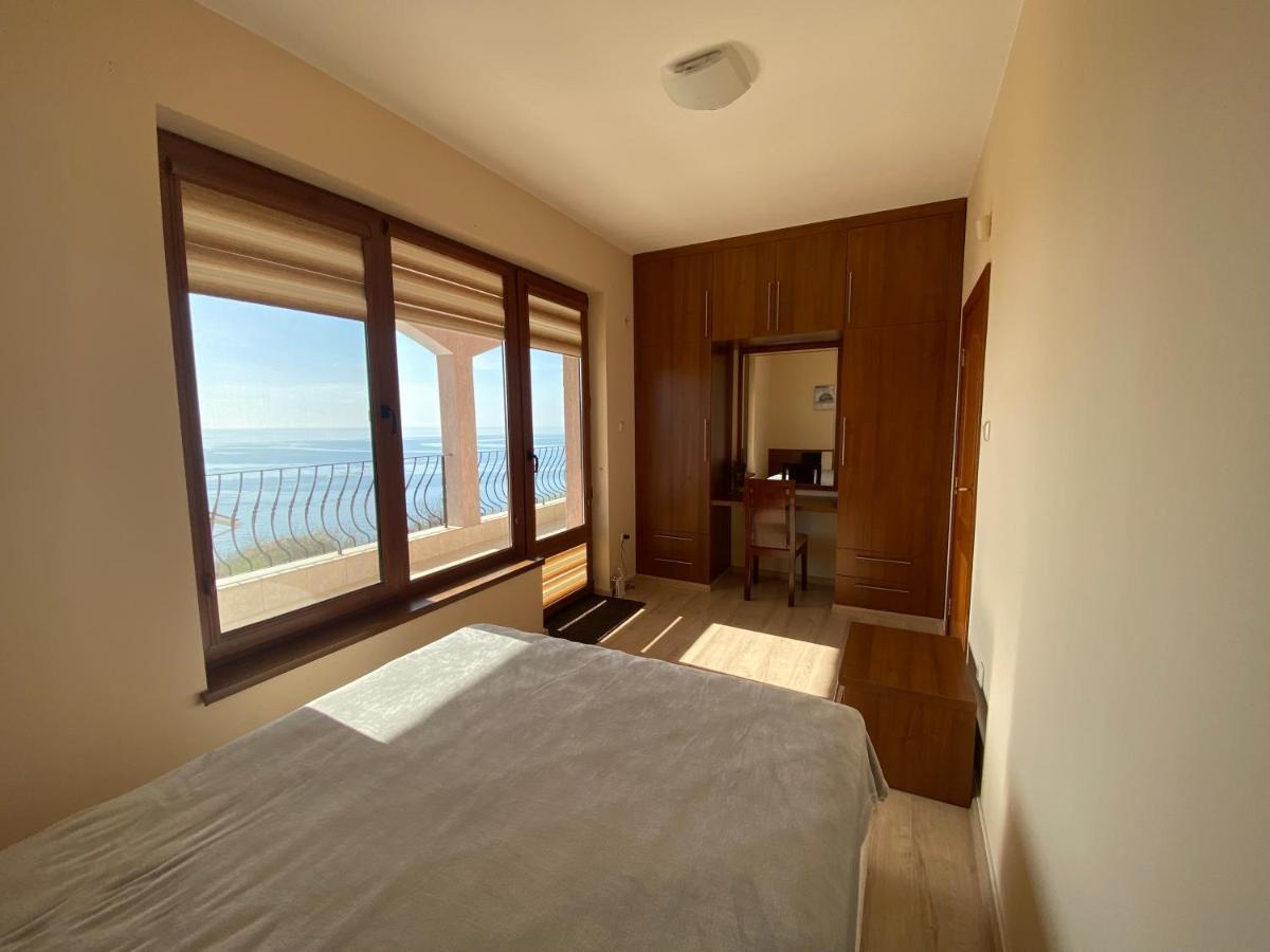 Sea Sunrise Vila Balchik Bagian luar foto